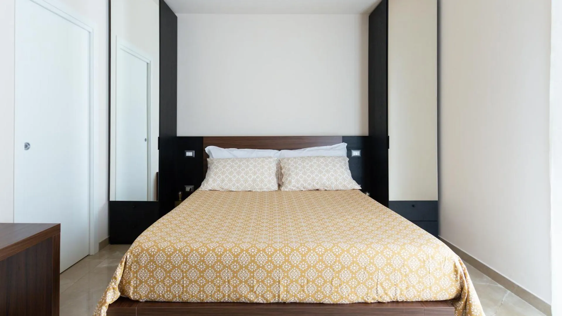 Bed & Breakfast Sea Luxury Suites B&B Cefalù Italia
